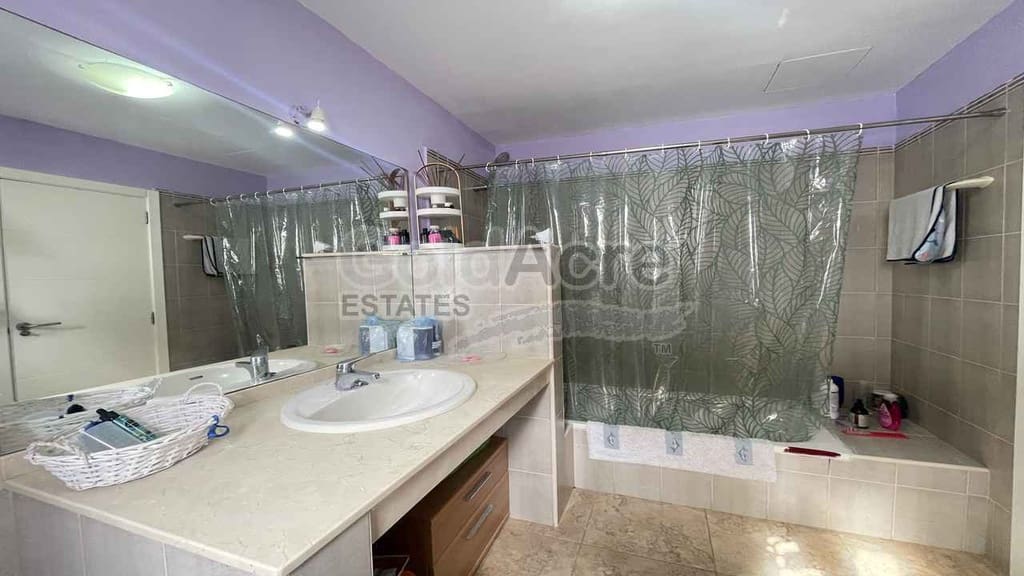 3 bedroom Terraced Villa for sale in La Oliva with pool - € 249,000 (Ref: 10162080)