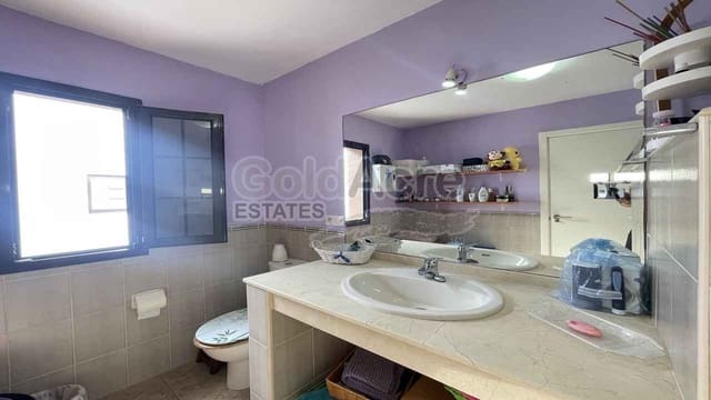 3 sypialnia Dom szeregowy na sprzedaż w La Oliva z basenem - 249 000 € (Ref: 10162080)