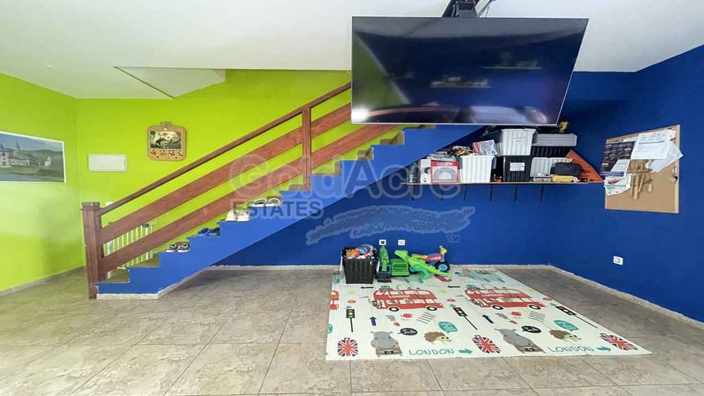 3 bedroom Terraced Villa for sale in La Oliva with pool - € 249,000 (Ref: 10162080)