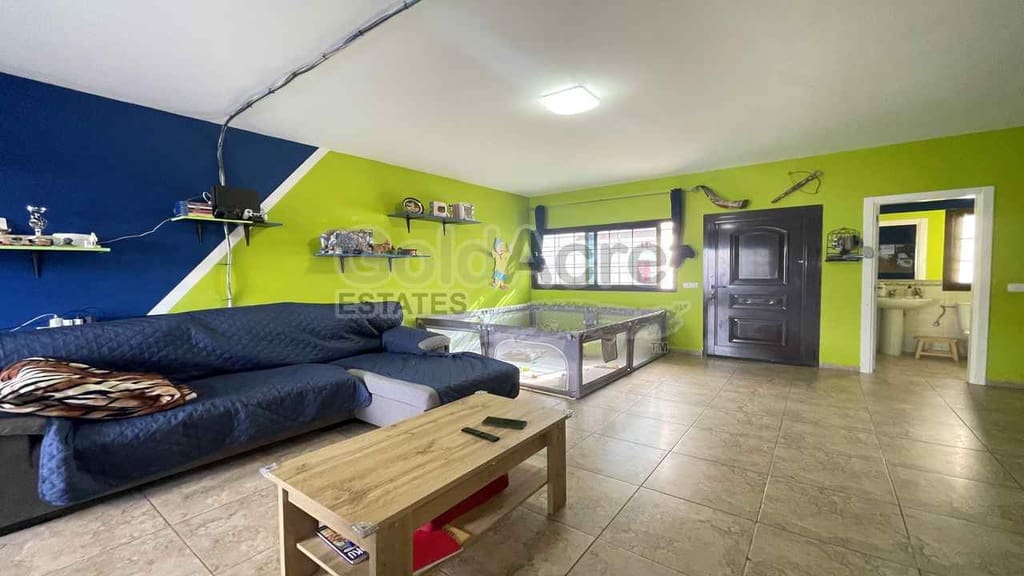 3 bedroom Terraced Villa for sale in La Oliva with pool - € 249,000 (Ref: 10162080)
