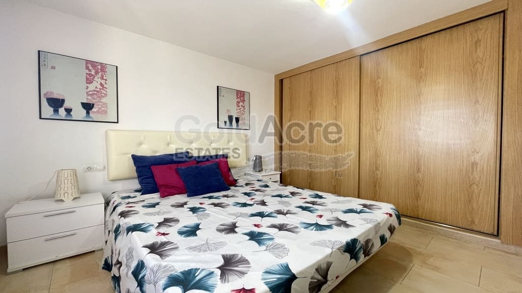 1 bedroom Apartment for sale in Corralejo with pool - € 230,000 (Ref: 10168031)