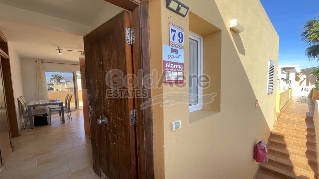 1 bedroom Apartment for sale in Corralejo with pool - € 230,000 (Ref: 10168031)