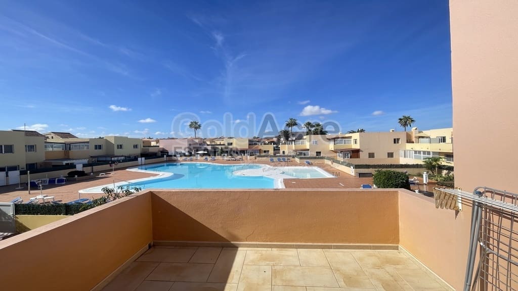1 bedroom Apartment for sale in Corralejo with pool - € 230,000 (Ref: 10168031)