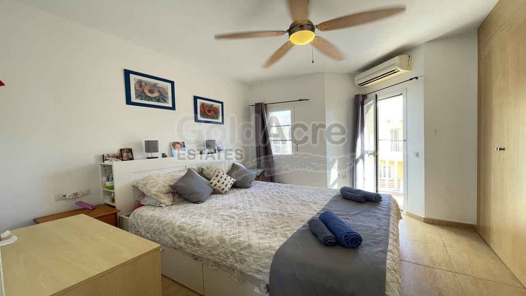 3 bedroom Villa for sale in Antigua with pool - € 229,000 (Ref: 10168032)