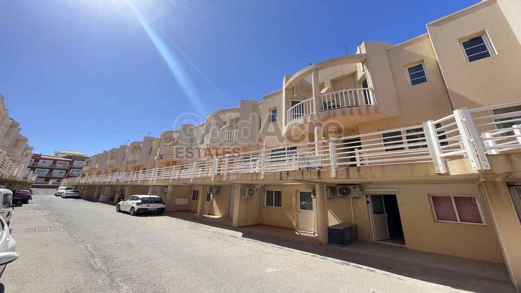 3 bedroom Villa for sale in Antigua with pool - € 229,000 (Ref: 10168032)