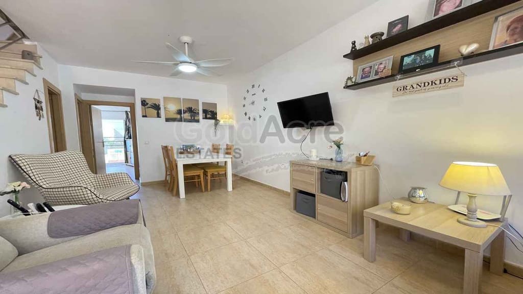 3 bedroom Villa for sale in Antigua with pool - € 229,000 (Ref: 10168032)