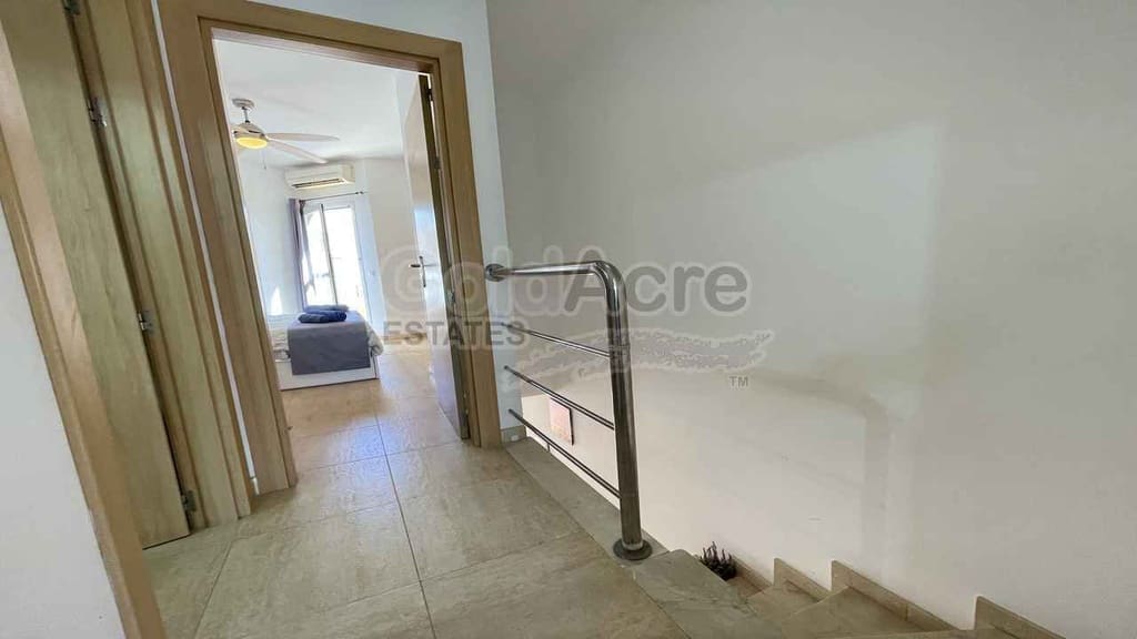 3 bedroom Villa for sale in Antigua with pool - € 229,000 (Ref: 10168032)