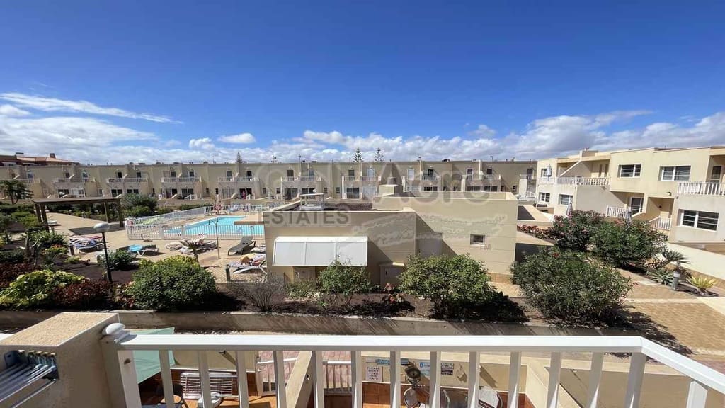 3 bedroom Villa for sale in Antigua with pool - € 229,000 (Ref: 10168032)