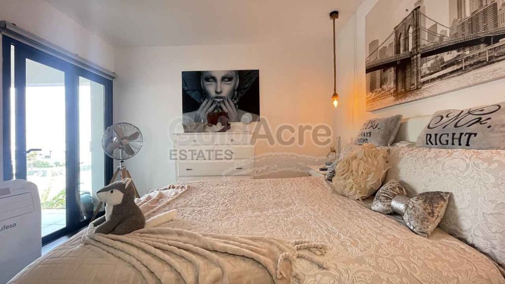 2 bedroom Apartment for sale in Villaverde with pool - € 279,000 (Ref: 10179730)