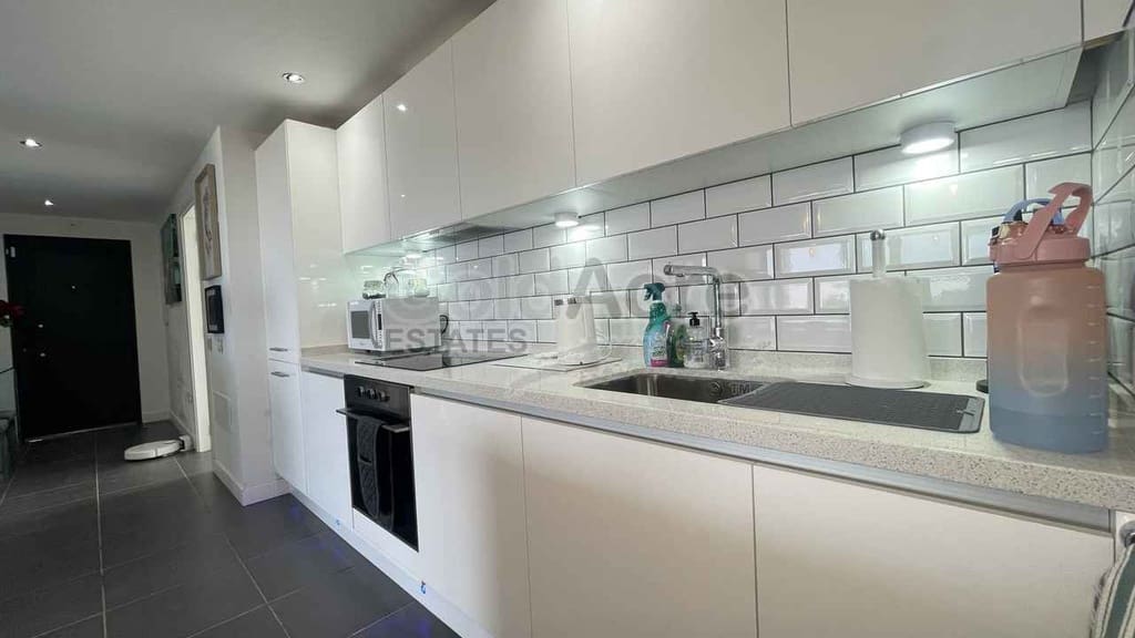 2 bedroom Apartment for sale in Villaverde with pool - € 279,000 (Ref: 10179730)