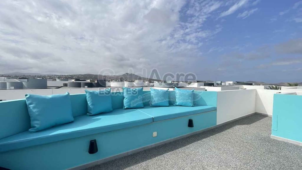 2 bedroom Apartment for sale in Villaverde with pool - € 279,000 (Ref: 10179730)