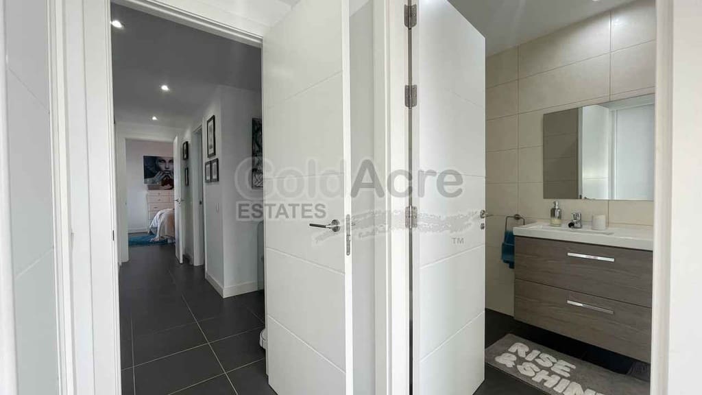 2 bedroom Apartment for sale in Villaverde with pool - € 279,000 (Ref: 10179730)