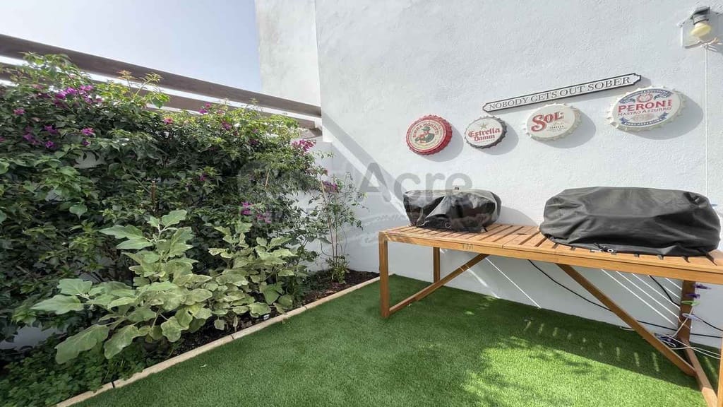 Chalet de 2 habitaciones en Corralejo en venta con piscina garaje - 259.000 € (Ref: 10179731)