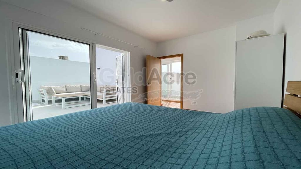 Chalet de 2 habitaciones en Corralejo en venta con piscina garaje - 259.000 € (Ref: 10179731)