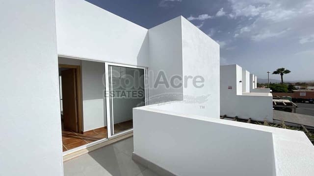 2 Zimmer Villa zu verkaufen in Corralejo, La Oliva mit Pool Garage - 259.000 € (Ref: 10179731)