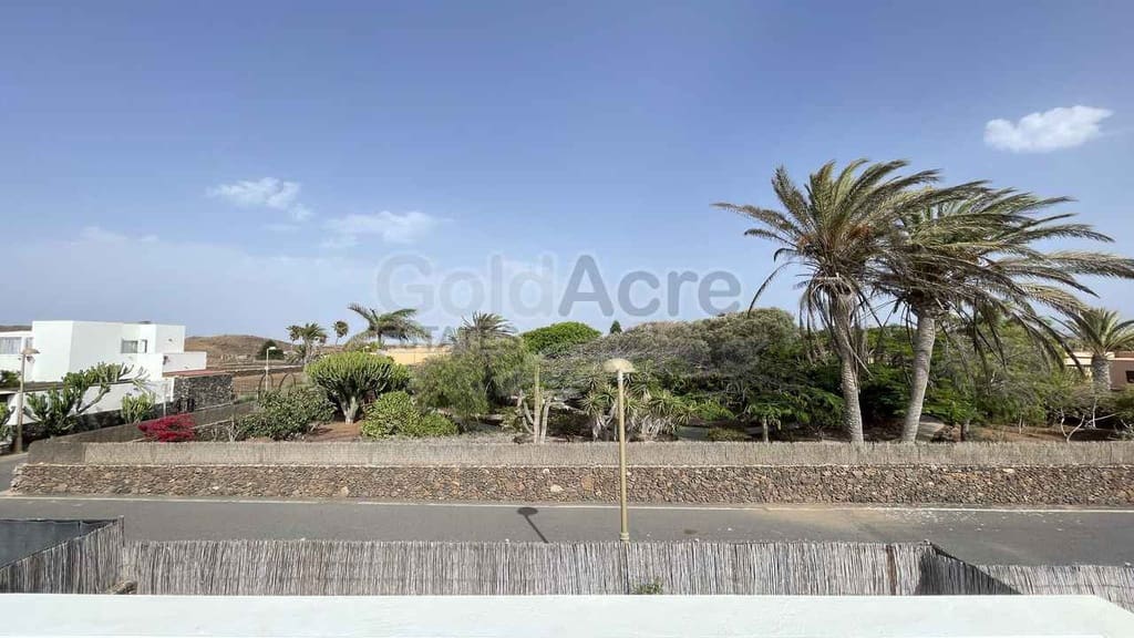 Chalet de 2 habitaciones en Corralejo en venta con piscina garaje - 259.000 € (Ref: 10179731)