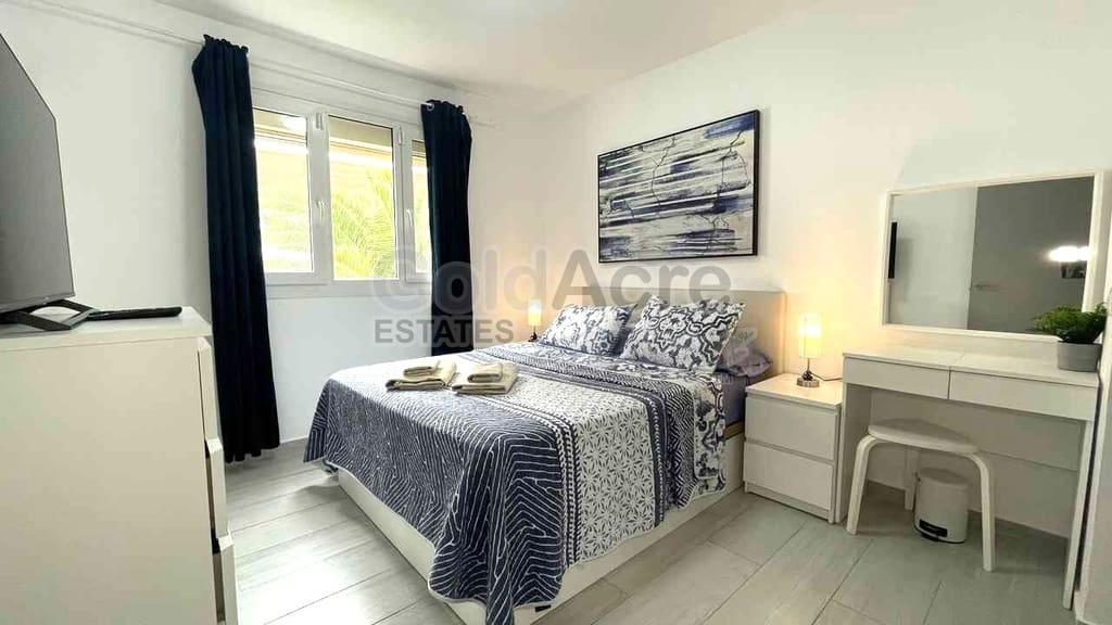 3 slaapkamer Villa te koop in Corralejo met zwembad garage - € 595.000 (Ref: 10186301)
