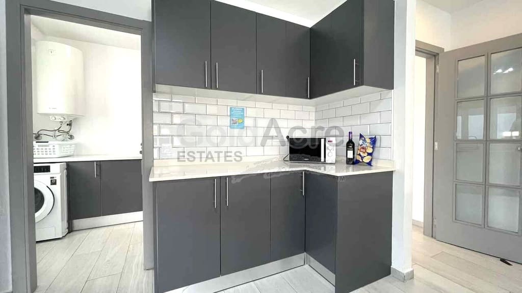3 slaapkamer Villa te koop in Corralejo met zwembad garage - € 595.000 (Ref: 10186301)