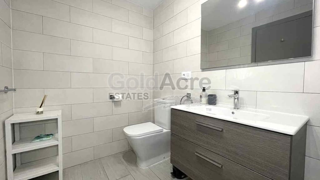 3 slaapkamer Villa te koop in Corralejo met zwembad garage - € 595.000 (Ref: 10186301)