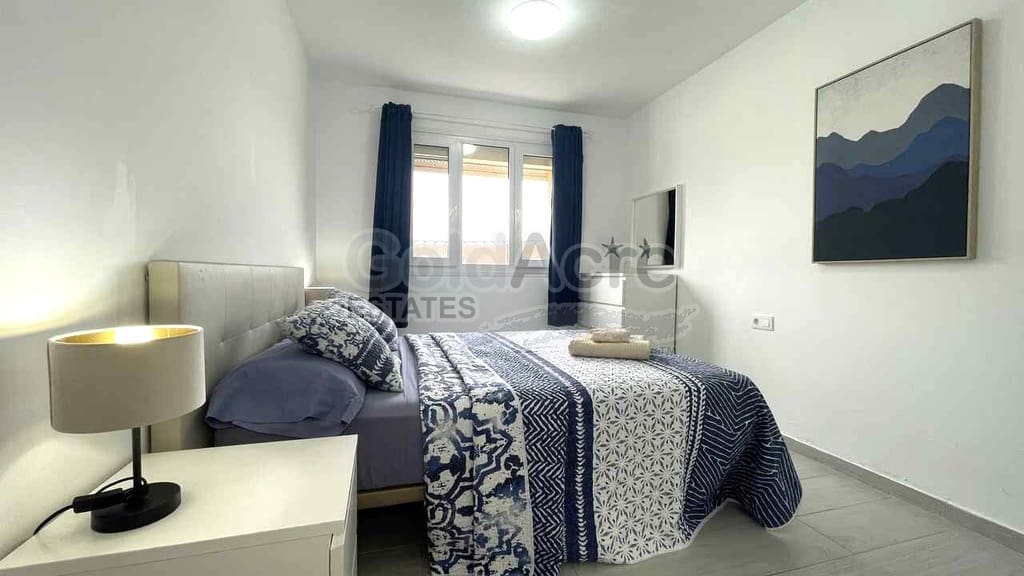 3 slaapkamer Villa te koop in Corralejo met zwembad garage - € 595.000 (Ref: 10186301)