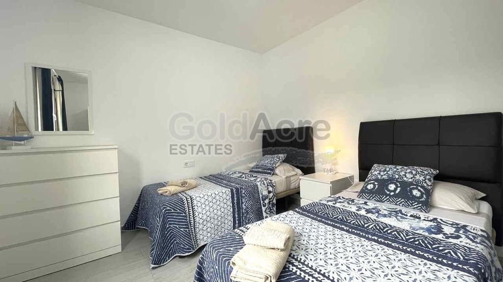 3 slaapkamer Villa te koop in Corralejo met zwembad garage - € 595.000 (Ref: 10186301)