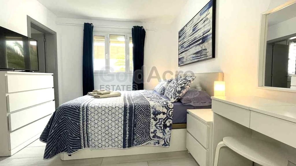 3 slaapkamer Villa te koop in Corralejo met zwembad garage - € 595.000 (Ref: 10186301)