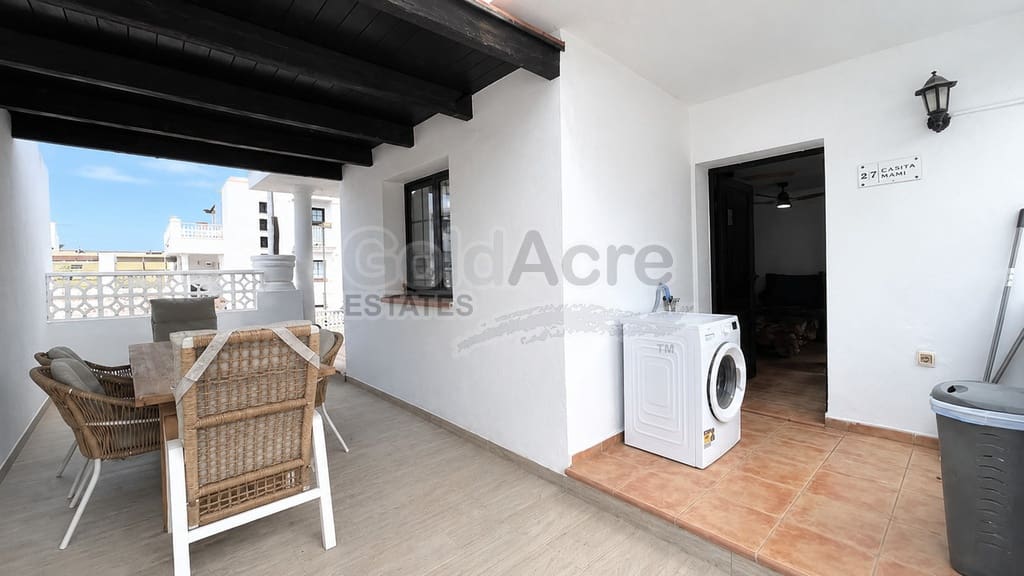 4 soveværelse Villa til salg i Corralejo med swimmingpool garage - € 530.000 (Ref: 10186302)
