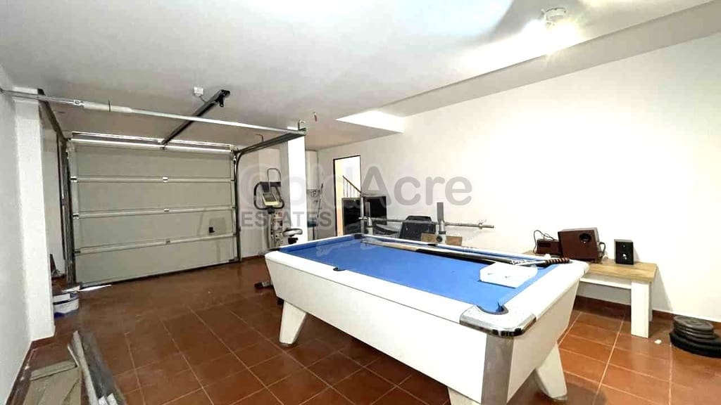 4 soveværelse Villa til salg i Corralejo med swimmingpool garage - € 530.000 (Ref: 10186302)
