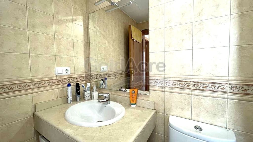 4 soveværelse Villa til salg i Corralejo med swimmingpool garage - € 530.000 (Ref: 10186302)