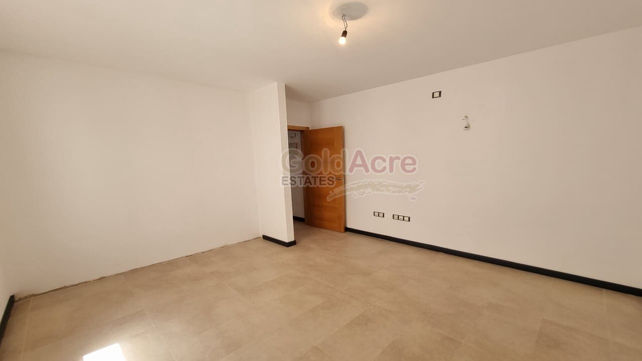 3 soveværelse Lejlighed til salg i El Cotillo med swimmingpool - € 326.800 (Ref: 6003841)