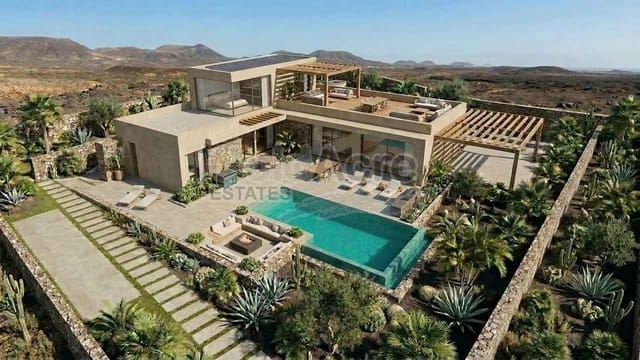 3 quarto Moradia para venda em Villaverde, La Oliva com piscina garagem - 895 000 € (Ref: 7137179)