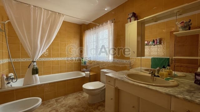 3 soveværelse Villa til salg i La Oliva med swimmingpool - € 410.000 (Ref: 7588342)