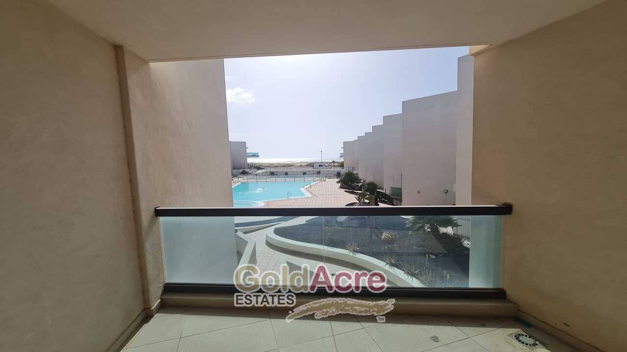 Apartamento de 4 habitaciones en El Cotillo en venta con piscina - 347.700 € (Ref: 7664858)