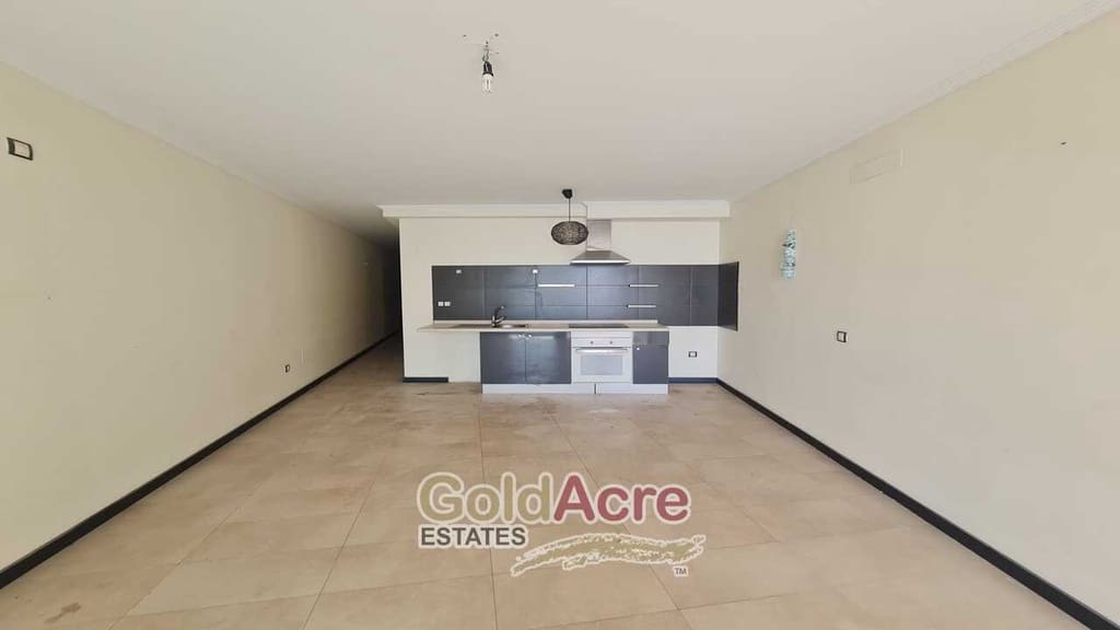 4 bedroom Apartment for sale in El Cotillo with pool - € 311,430 (Ref: 7664858)