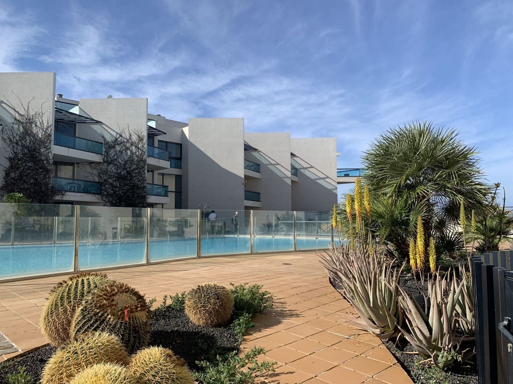 2 bedroom Apartment for sale in El Cotillo with pool - € 307,170 (Ref: 7743298)