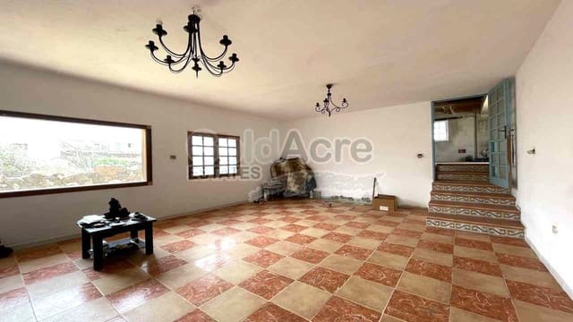 2 soveværelse Villa til salg i Villaverde, La Oliva med garage - € 285.000 (Ref: 7754028)