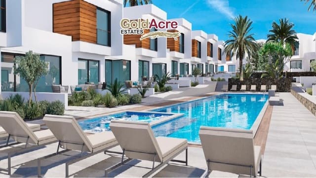 2 soveværelse Villa til salg i Villaverde, La Oliva med swimmingpool - € 270.000 (Ref: 8128773)