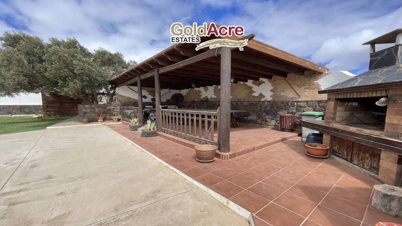 3 soveværelse Villa til salg i Villaverde - € 850.000 (Ref: 8187206)