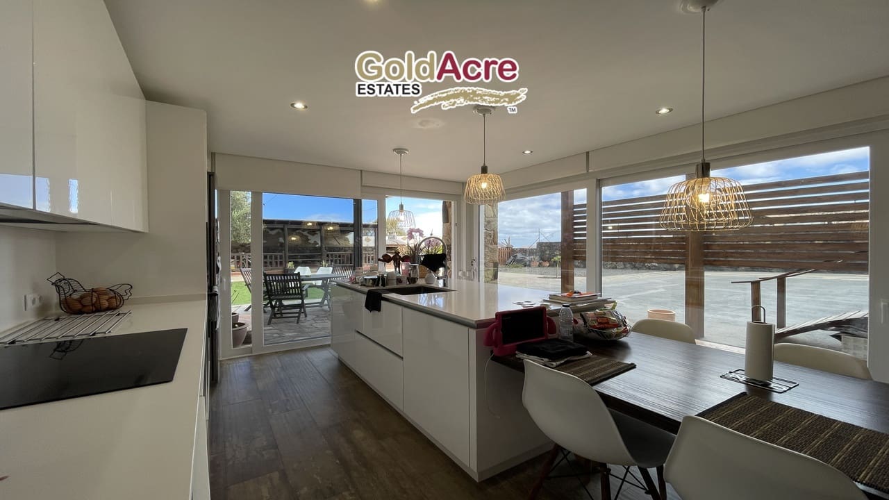 3 soveværelse Villa til salg i Villaverde - € 850.000 (Ref: 8187206)