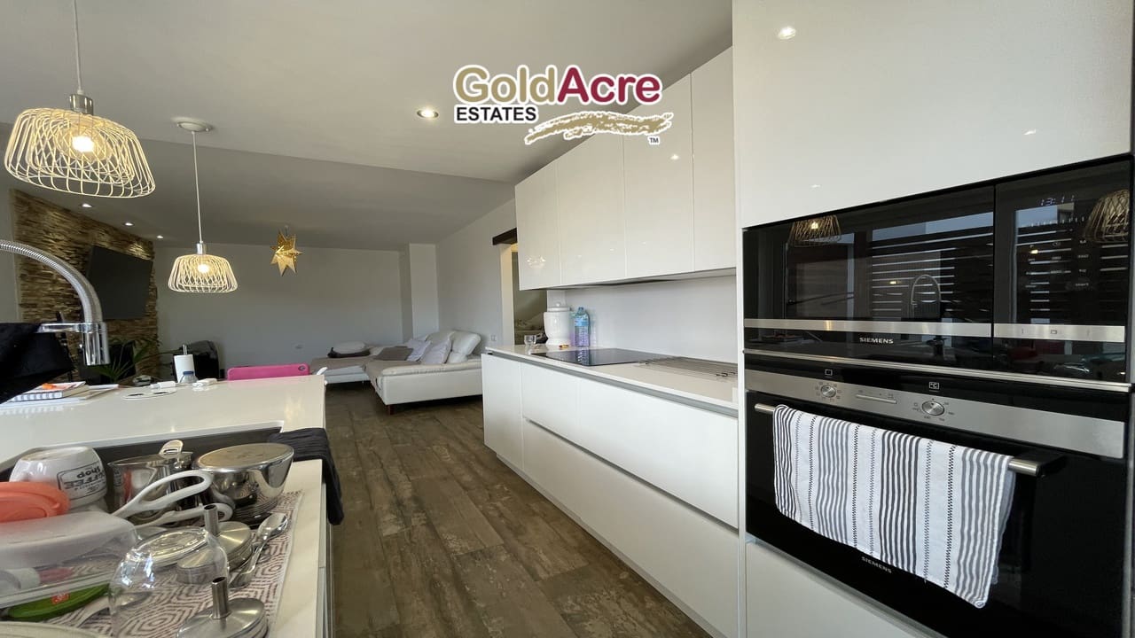 3 soveværelse Villa til salg i Villaverde - € 850.000 (Ref: 8187206)