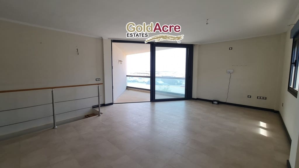 4 bedroom Apartment for sale in El Cotillo with pool - € 336,960 (Ref: 8246846)