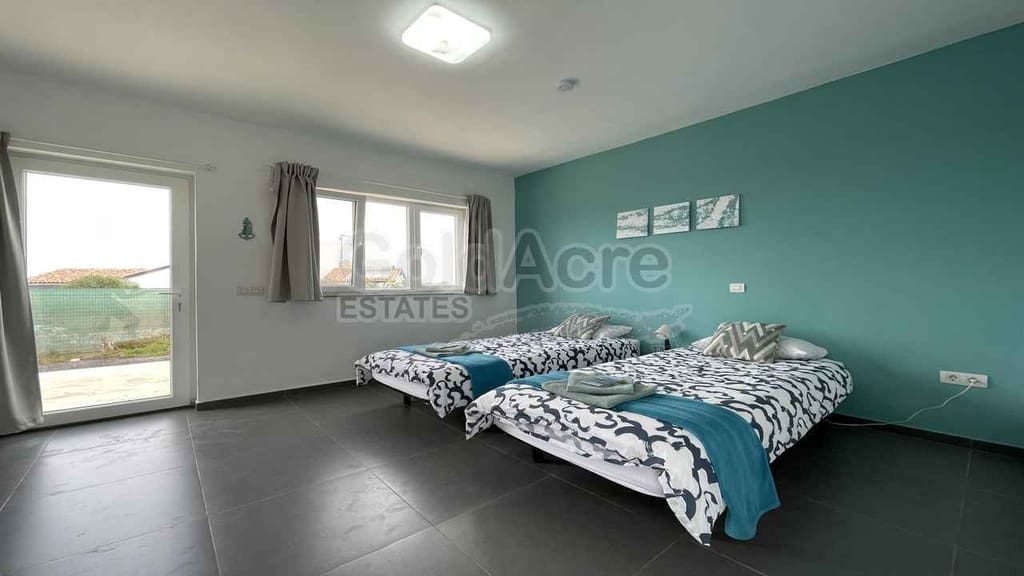 7 bedroom Villa for sale in Villaverde with pool - € 649,000 (Ref: 8270638)