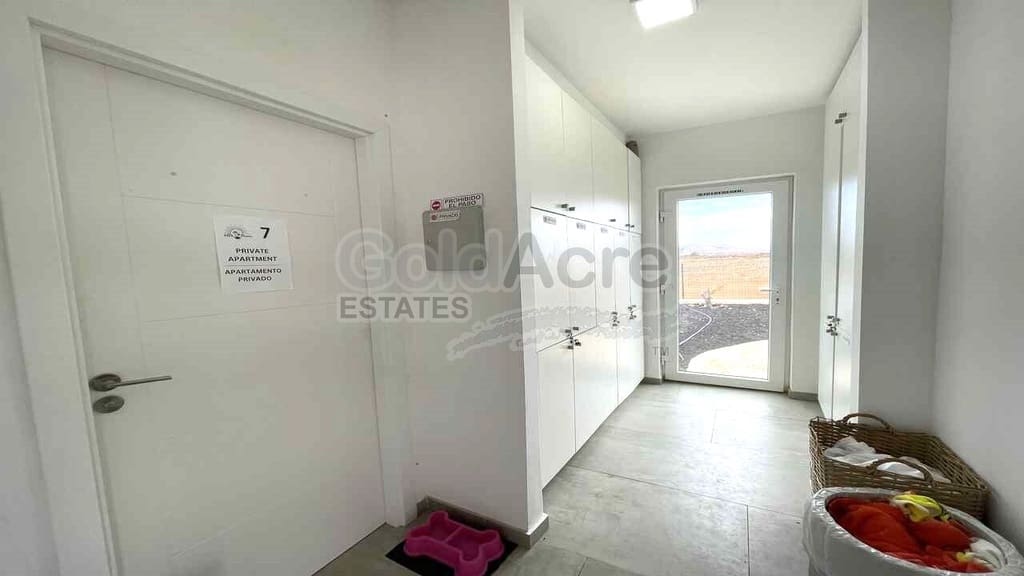 7 bedroom Villa for sale in Villaverde with pool - € 649,000 (Ref: 8270638)