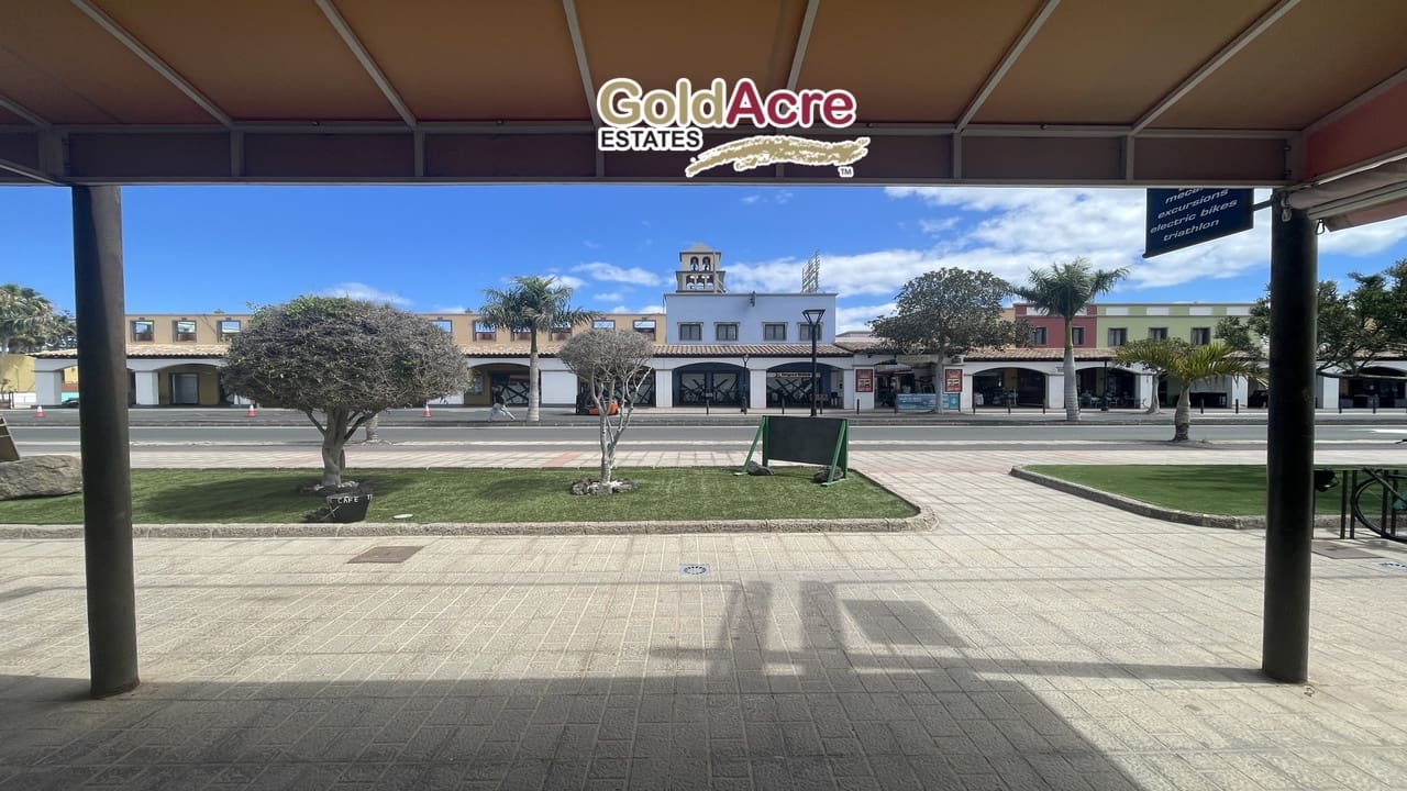 Erhverv til salg i Corralejo - € 425.000 (Ref: 8318431)