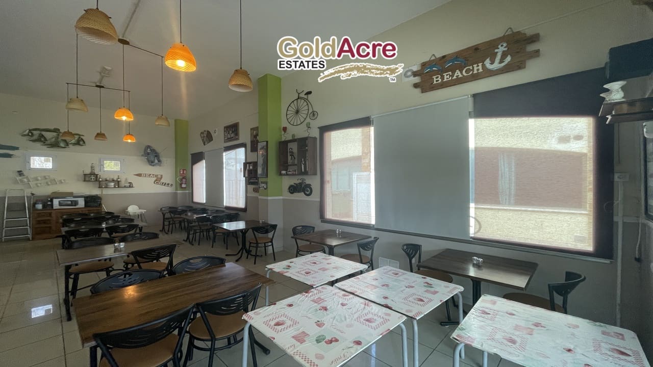 Kommersiell till salu i Corralejo - 425 000 € (Ref: 8318431)
