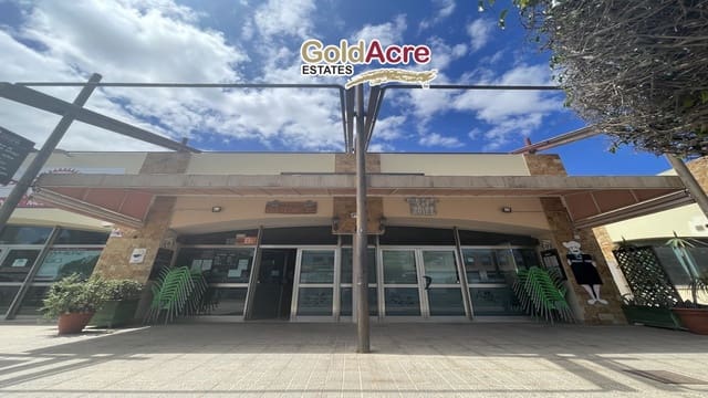 Local Comercial en Corralejo, La Oliva en venta - 425.000 € (Ref: 8318431)