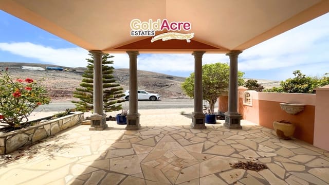 1 bedroom Villa for sale in La Pared, Pájara with pool - € 899,000 (Ref: 8353811)