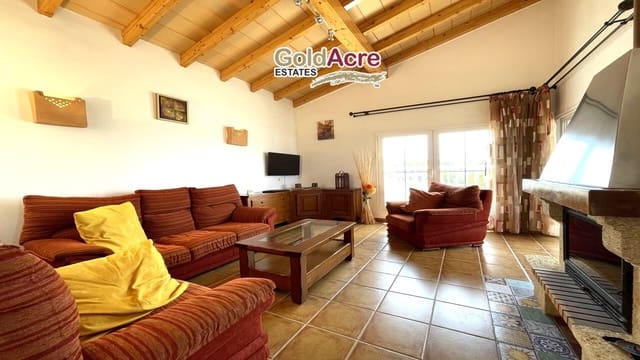 2 soveværelse Villa til salg i La Pared, Pájara med swimmingpool - € 499.000 (Ref: 8369185)