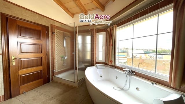 2 soveværelse Villa til salg i La Pared, Pájara med swimmingpool - € 499.000 (Ref: 8369185)