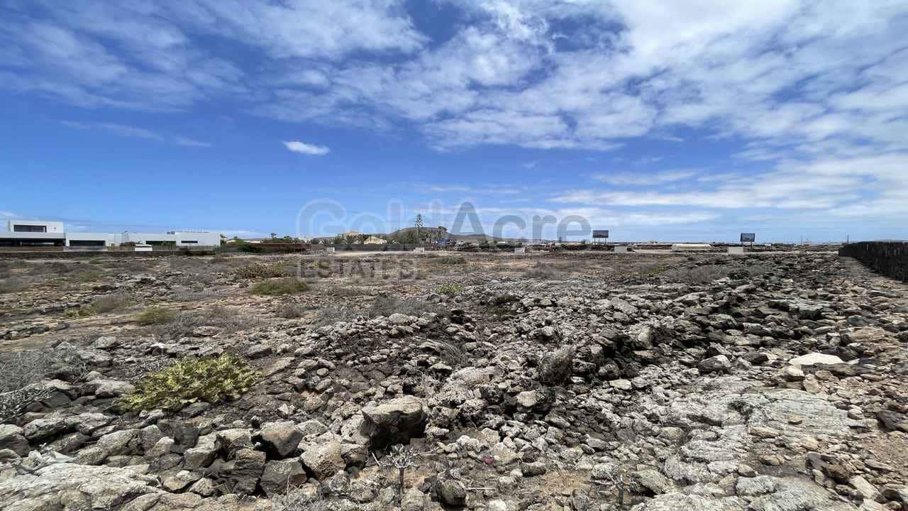 Terreno/Finca Rústica en Lajares en venta - 225.000 € (Ref: 8374005)